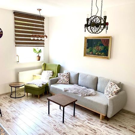 Residence Park Lovely Apartman With Private Parking Kysucke Nove Mesto Luaran gambar