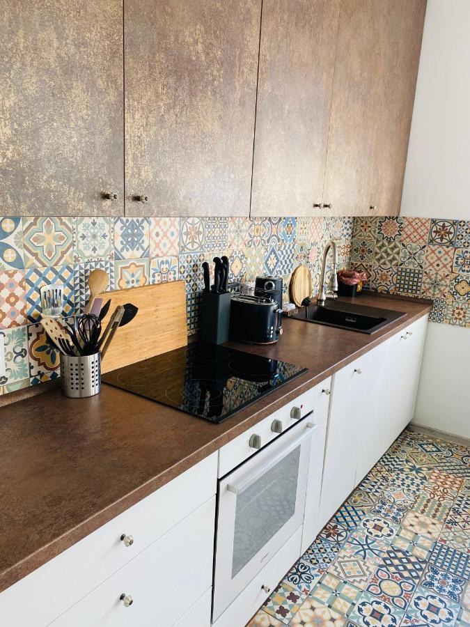 Residence Park Lovely Apartman With Private Parking Kysucke Nove Mesto Luaran gambar